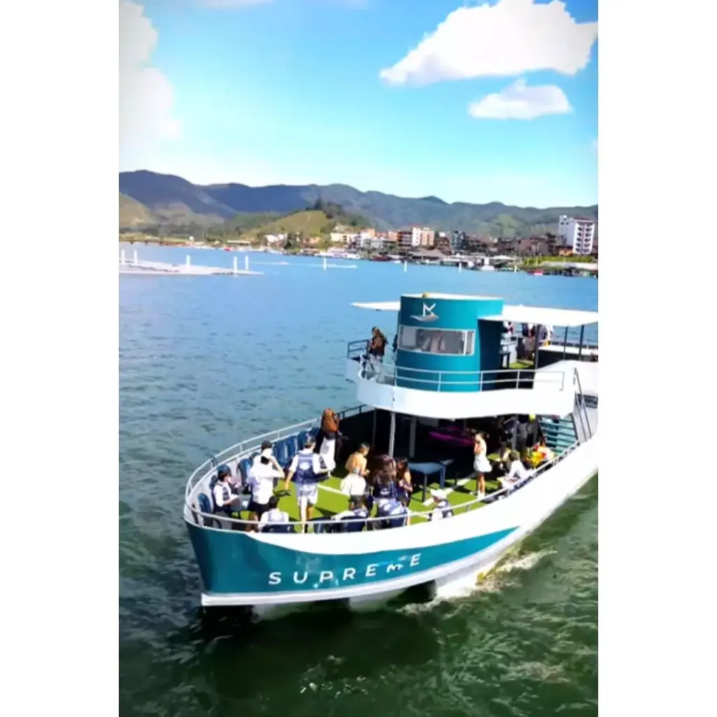 This is the flatboat where the events occurred.