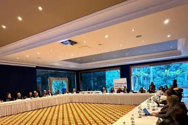 Trade Council announces that it will not promote dialogue with candidates who disregard the results of the elections in Colombia: 'Minimum conditions'