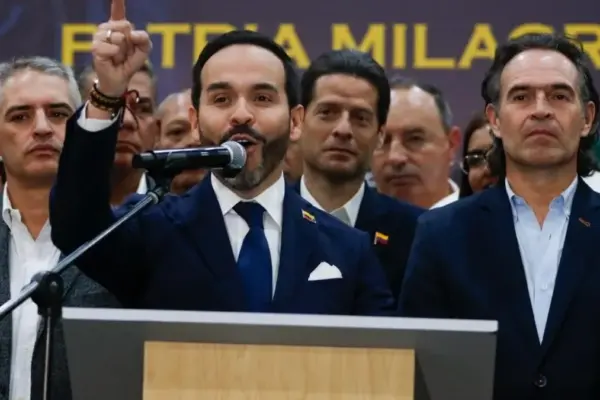 Primera victoria para Abelardo De La Espriella en el Congreso: Senado aprobó traslado de la posesión al Cauca