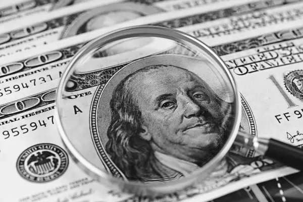 The dollar in Colombia is at a more than 6-year low: is it a good time to buy?