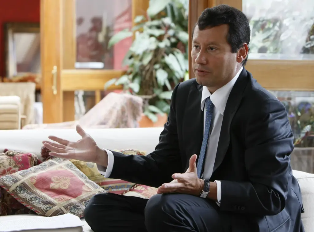 Jaime Lombana is a criminal lawyer and part of the defense team of former president Álvaro Uribe.