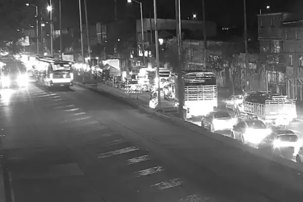 Mobility in Bogotá today, July 16: Vía al Llano is closed at K14+800 due to a traffic accident between two motorcycles that caused a fire