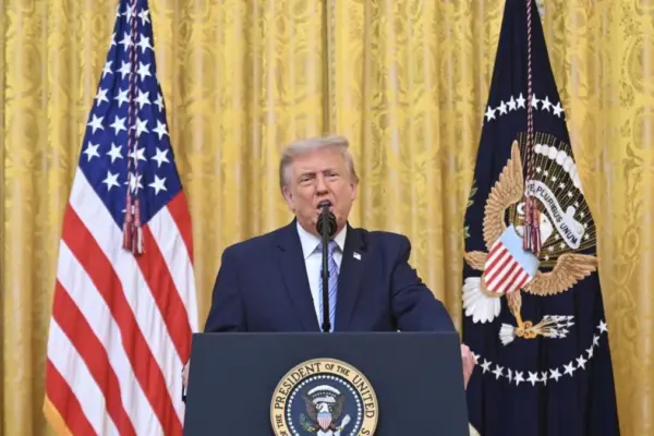 Presidente Donald Trump afirmó que un análisis de la CIA reveló un supuesto plan de Nicolás Maduro para alterar las elecciones de 2017