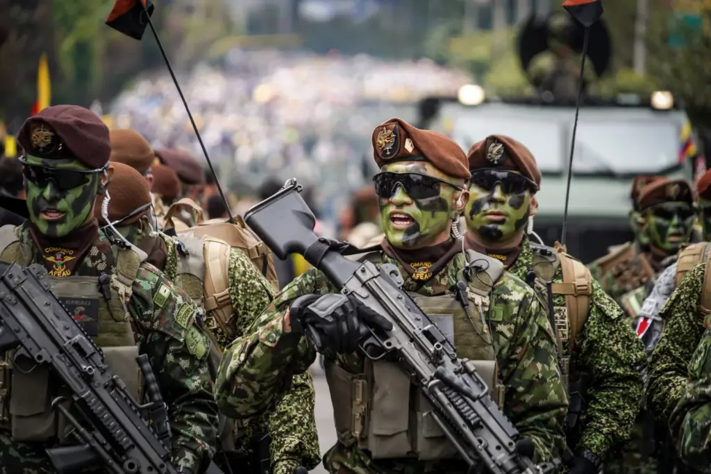 Images of the military parade commemorating Independence Day on July 20