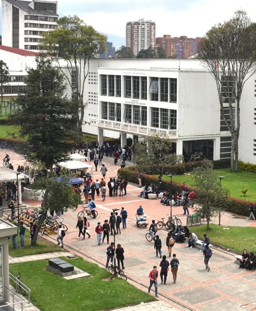Universidad Nacional