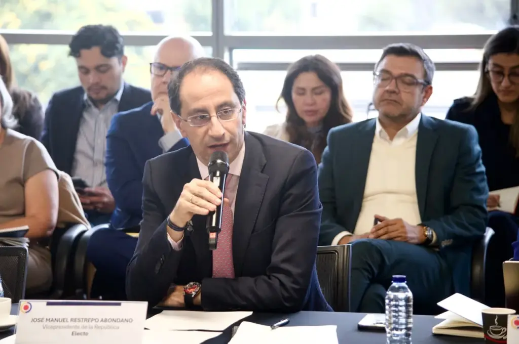 José Manuel Restrepo, vicepresidente electo.