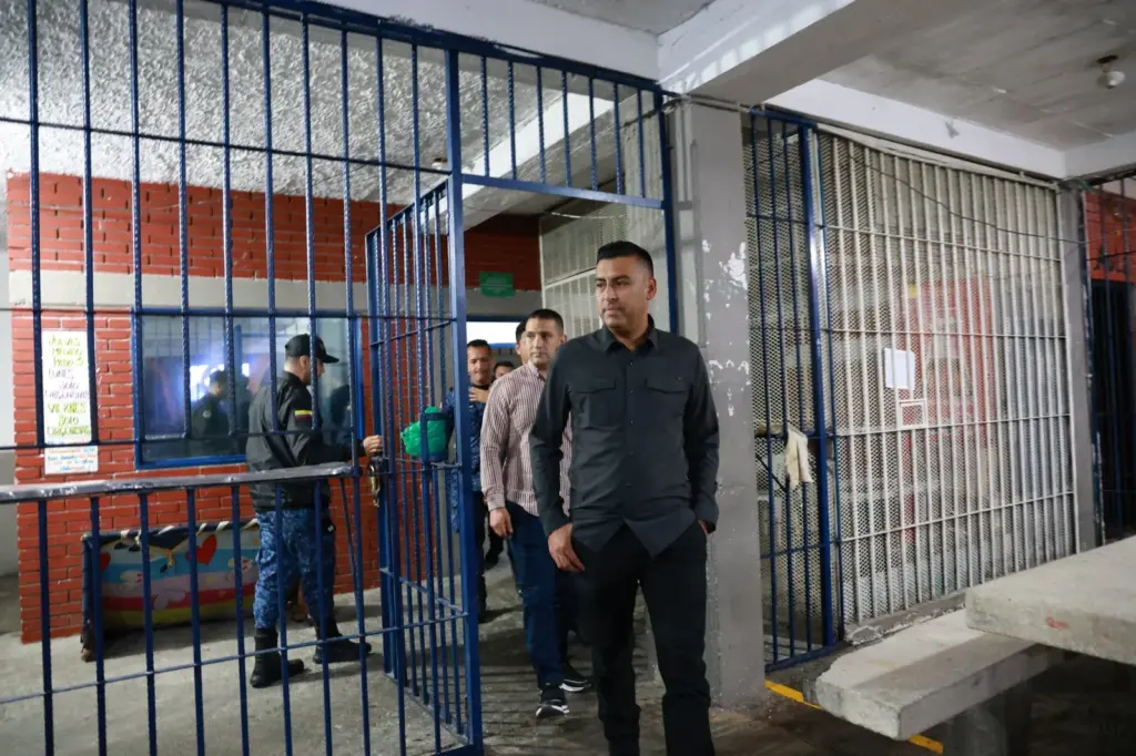 El director del Inpec, el coronel Daniel Gutiérrez.