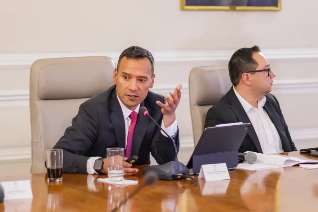 Pedro Sánchez, ministro de Defensa.