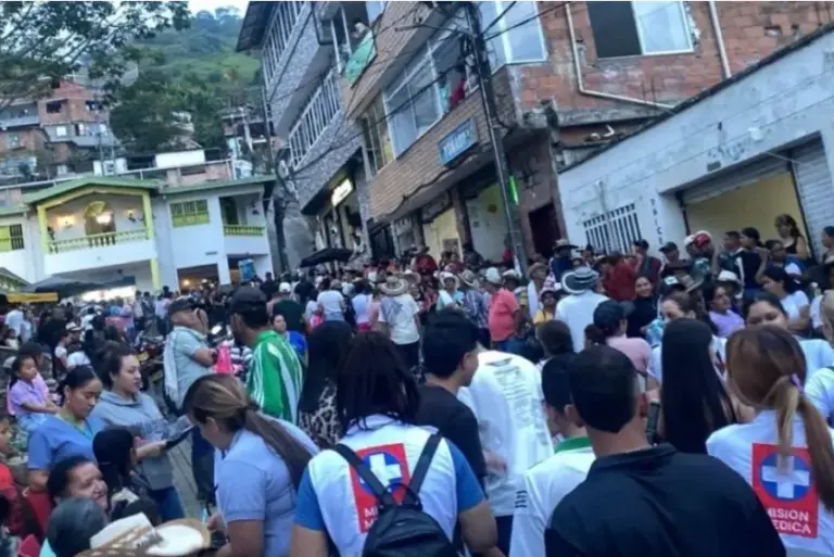 La cifra de desplazamiento que se maneja este lunes es de más de 2.100 personas.