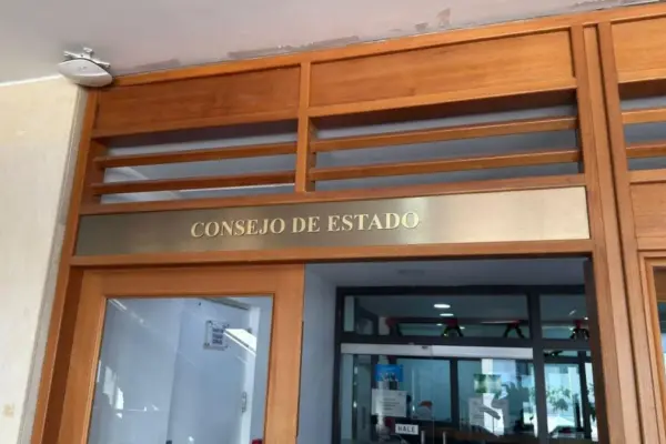 El 'efecto cascada' y las razones por las que el Consejo de Estado suspendió decreto que reducía salario de los congresistas