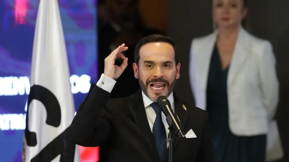 'Es completamente falso que se haya decidido reglamentar el trabajo o la cotización por horas': gobierno electo de De La Espriella