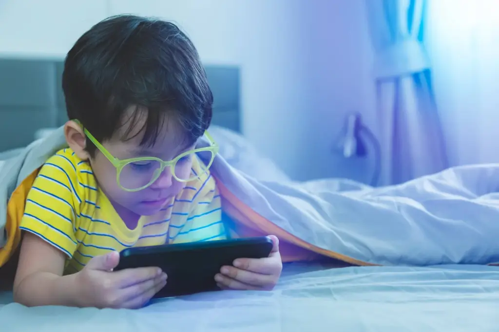One of children's favorite pastimes is watching videos on cell phones.