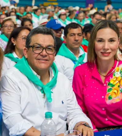Jaime Dussán y Paola Palmariny.