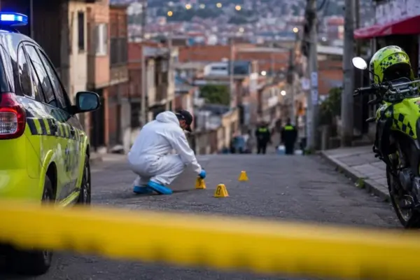 Hombre fue asesinado a disparos en plena vía en el sur de Bogotá: señalados lo atacaron por la espalda y huyeron del lugar; esto se sabe