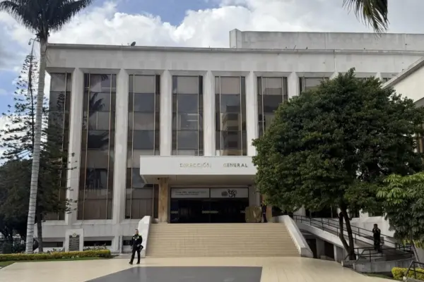 Gobierno De La Espriella comienza a reincorporar en la Policía a coroneles con experiencia en inteligencia: ¿quiénes son?