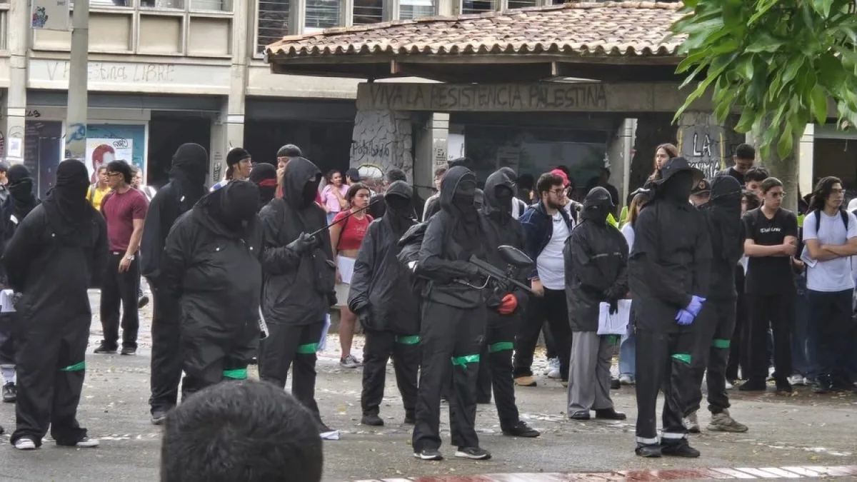 Is it legal for the Public Force to enter state universities? This is what the regulation says following the announcement by President Abelardo De la Espriella